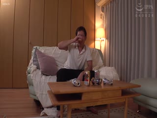 DDK-215 天天被侄女拘束強制射精，好困擾 月野香澄